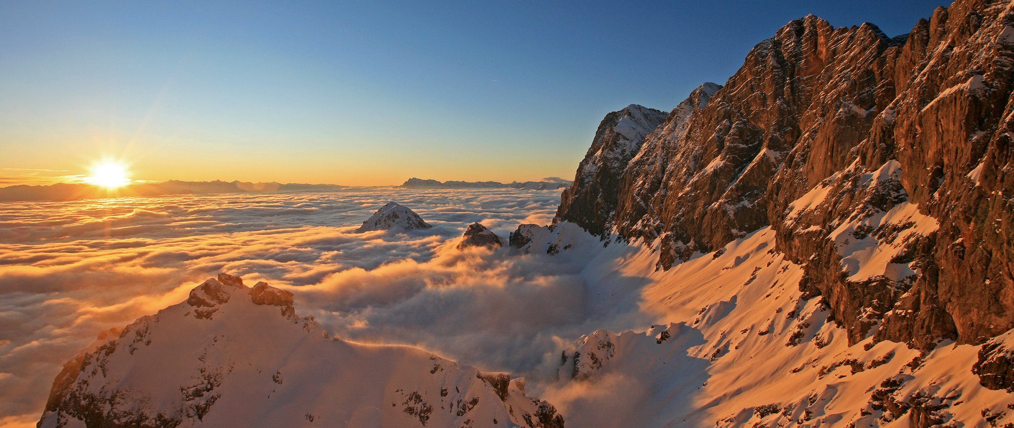Skifahren auf dem Dachstein Gletscher - viele Ermäßigungen mit der Ramsauer WinterCard